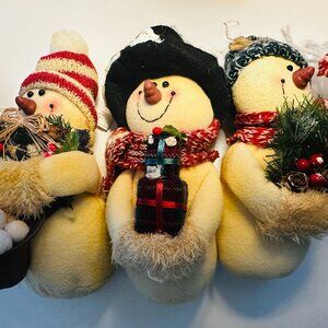 Christmas Decor: Vintage Christmas Plush Snowmen (3)
